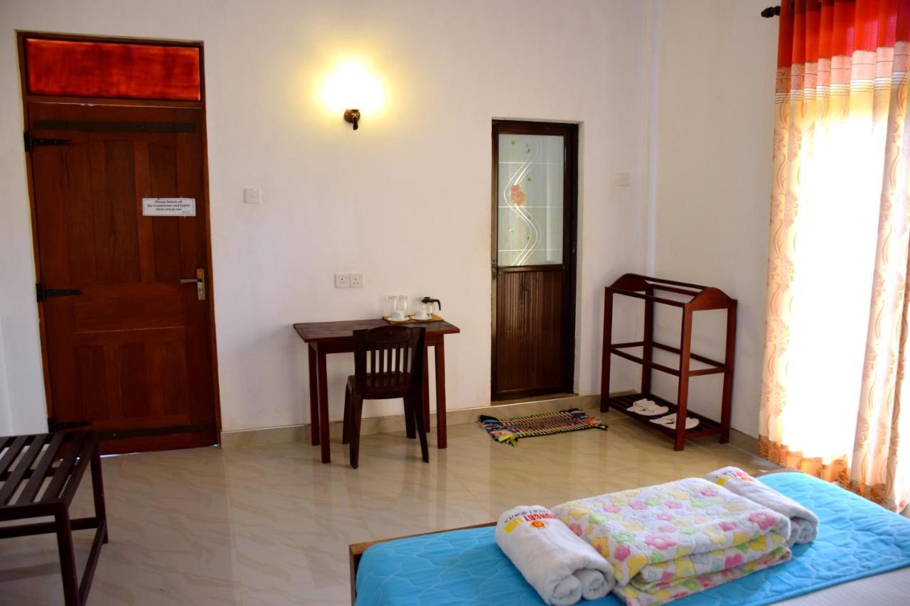 Hungry Lion Resort Sigiriya Exterior photo